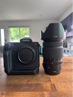 Fujifilm GFX 100 and GF 45-100 Kit