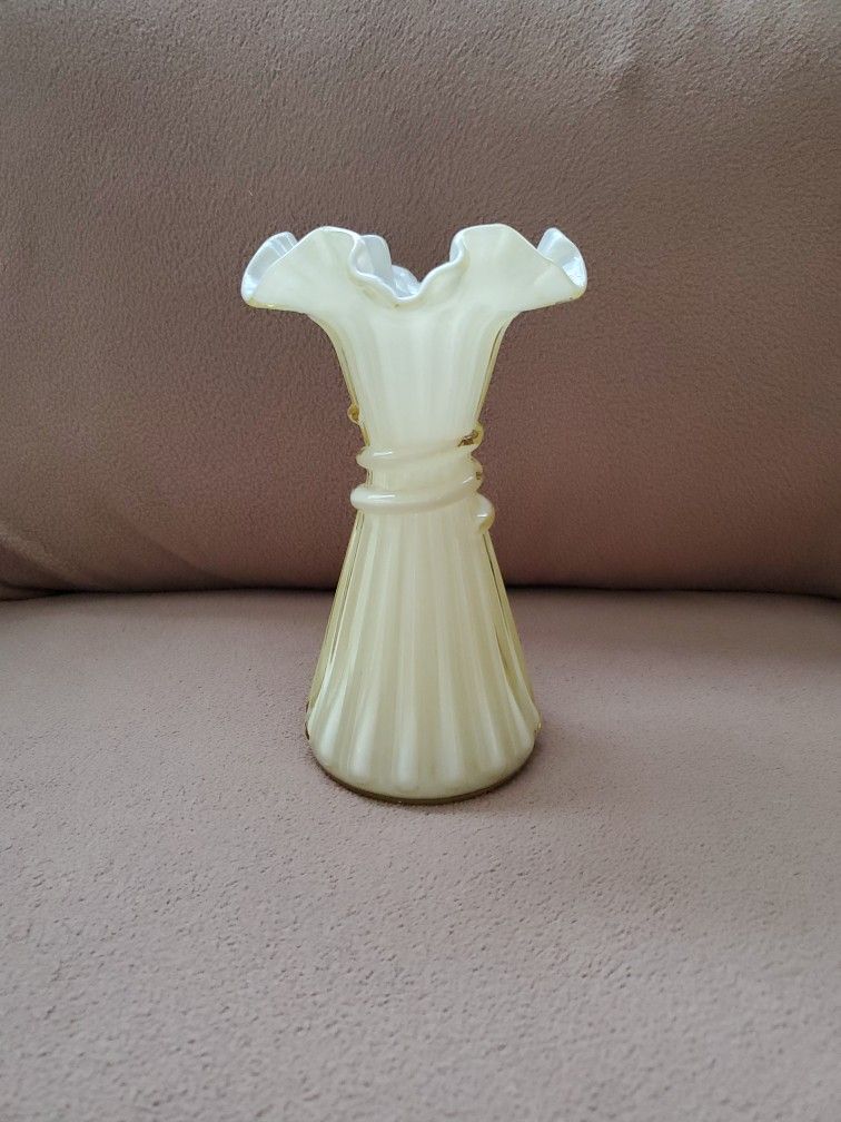 Fenton Wheat Vase Milk Glass With Yellow Overlay