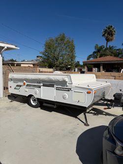 2011 StarCraft popup camping trailer