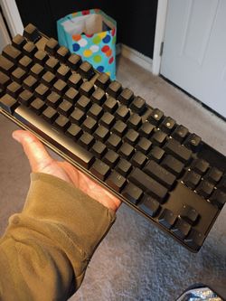 Steel series gaming keyboard w/screen