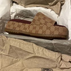 Gucci Slides