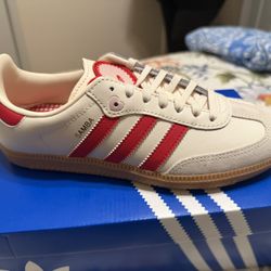 Adidas Valentin