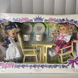 Vintage 11” Laurel Dolls Tea Party City 1990 Brand New Playset Two Dolls Cititoy
