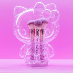 Impressions Hello Kitty Makeup Brush Set 