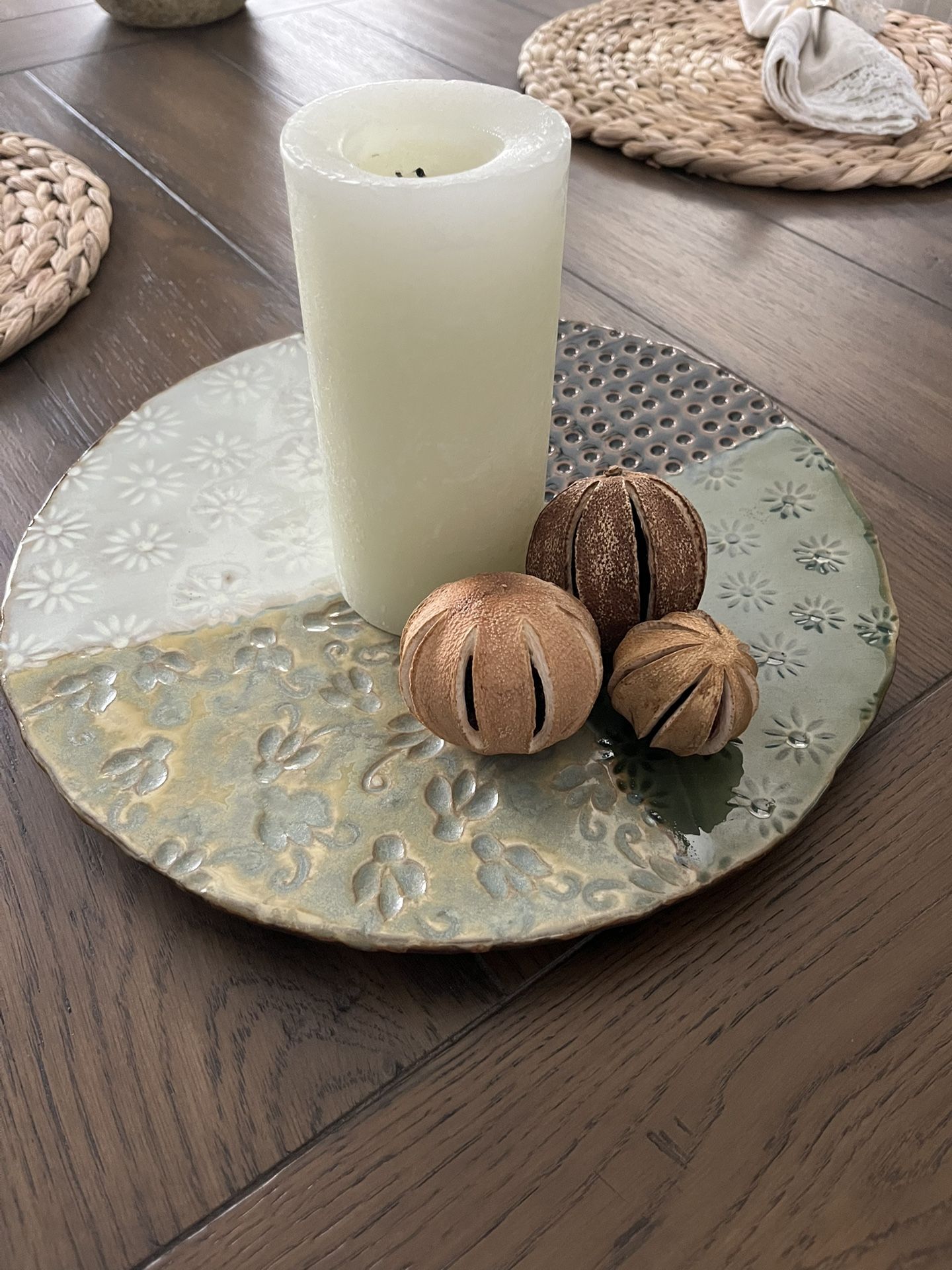 Pier 1 Display Dish