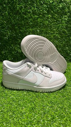 Nike  Dunk Low White Light Violet (GS) FB9109-128 Size 5Y