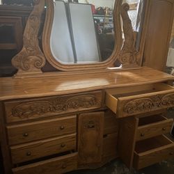 Butifull dresser solid wood dresser top cuality most see