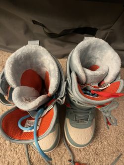 Jordan 1 store snowboard boots