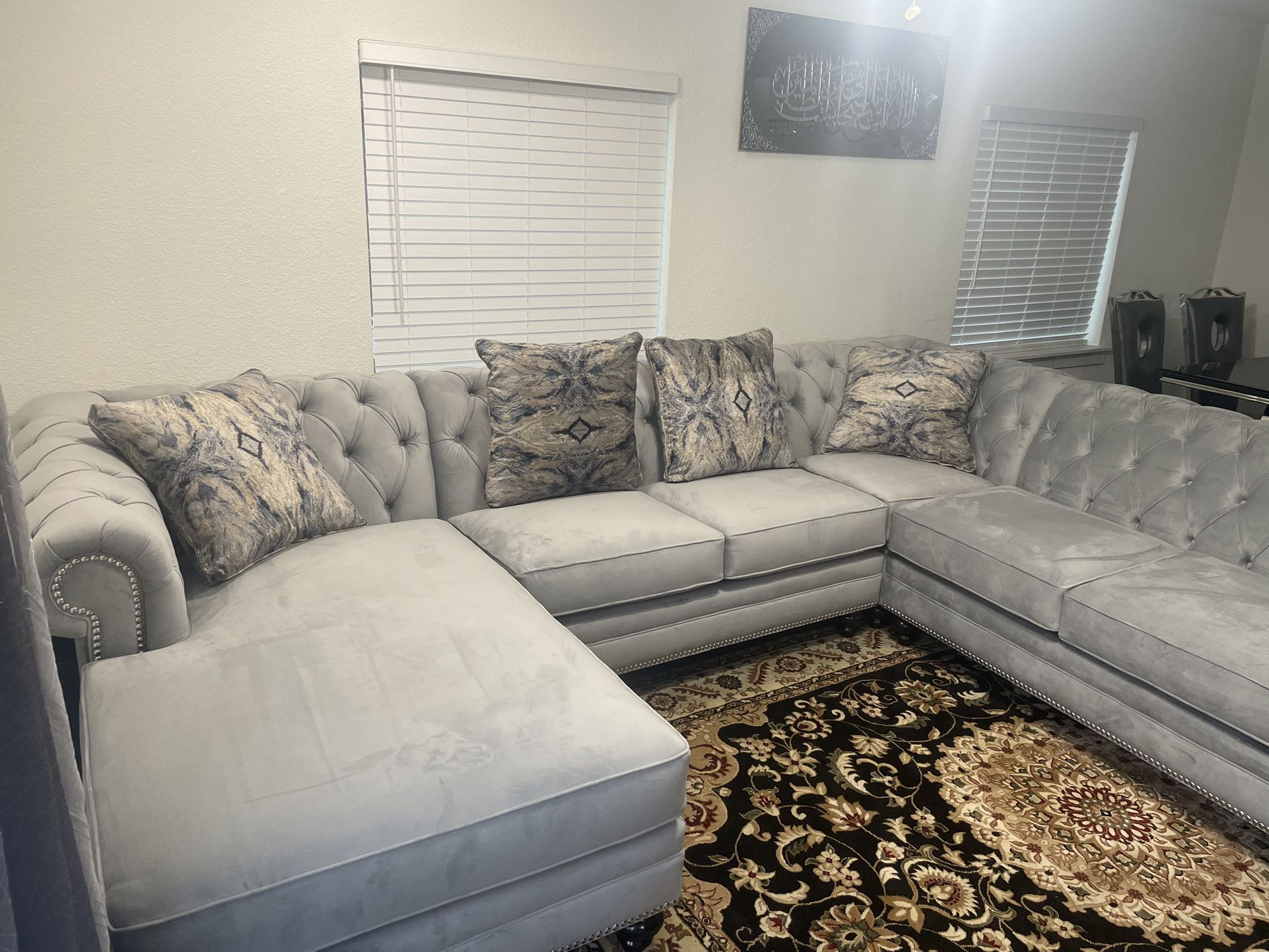 Chaise Sectional Sofa 
