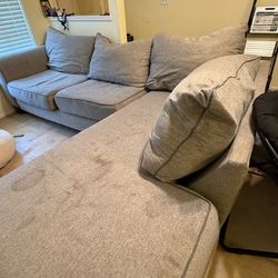Large 4–5 Seat Couch – MUST GO ASAP – Pickup in Oviedo