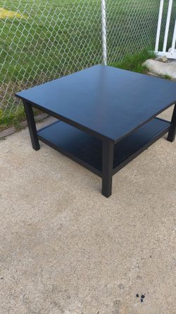 Coffee table color bark brown