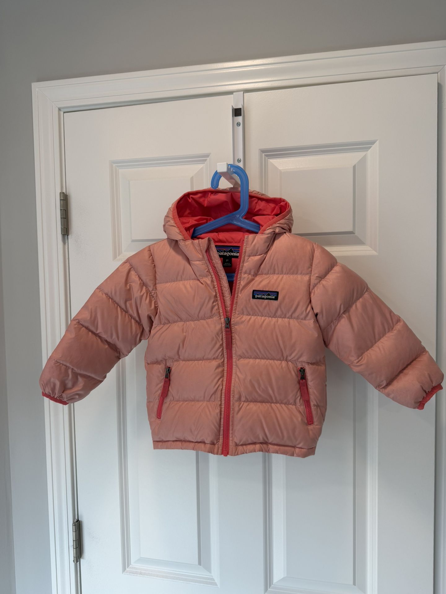 Patagonia Kids Down Jacket (🩷Pink, size 2T)