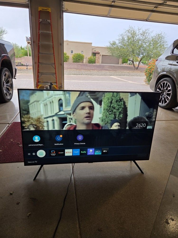 55 Inch Samsung SmartTV