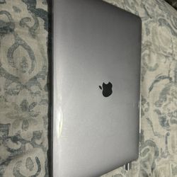 MacBook Pro - Mid 2017