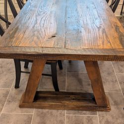 Reclaimed Barnwood Table And Chairs