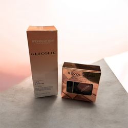 Revolution Glycolic Serum And Revolution Rose Gold Flawless Fouls Eyeshadow