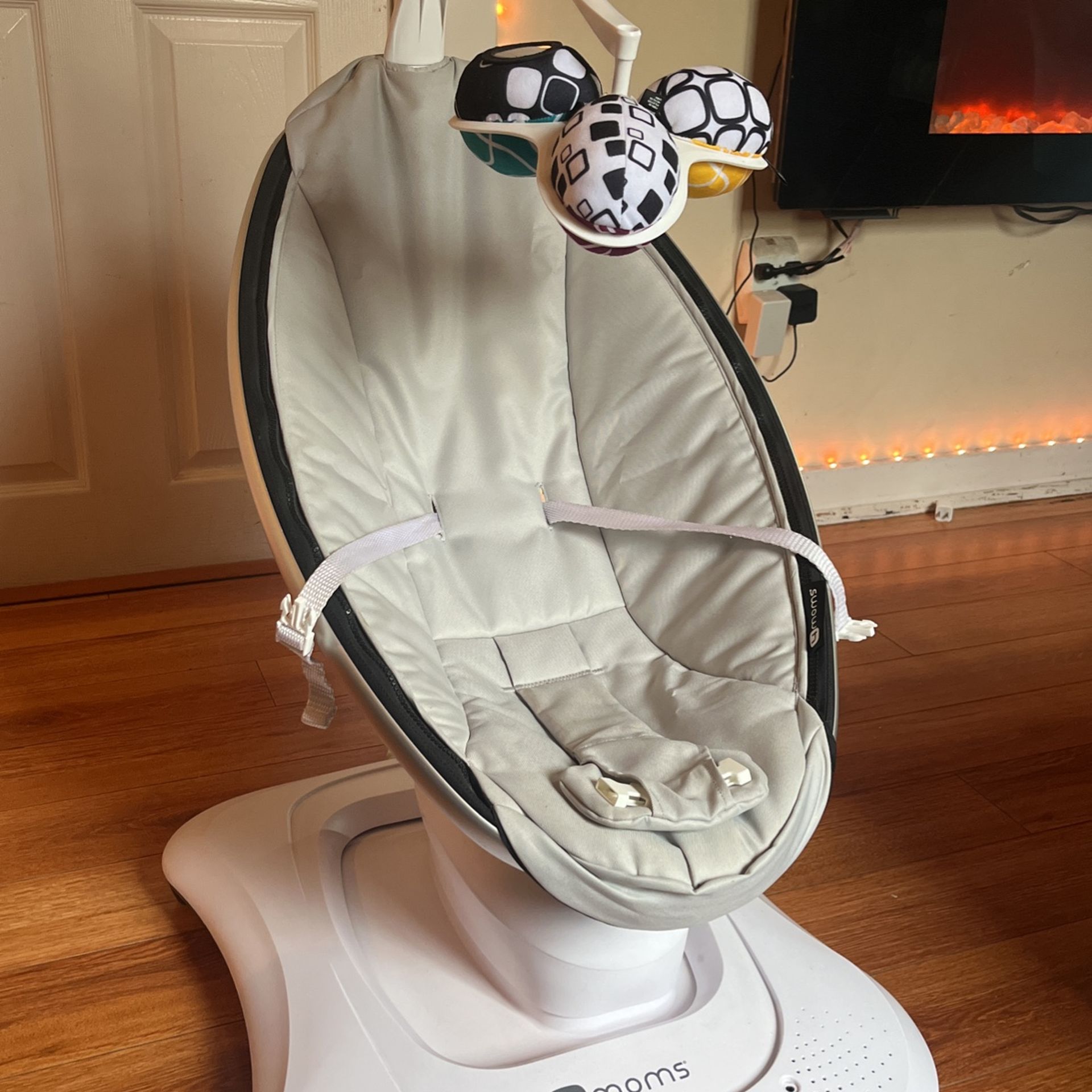 MamaRoo 4moms Swing