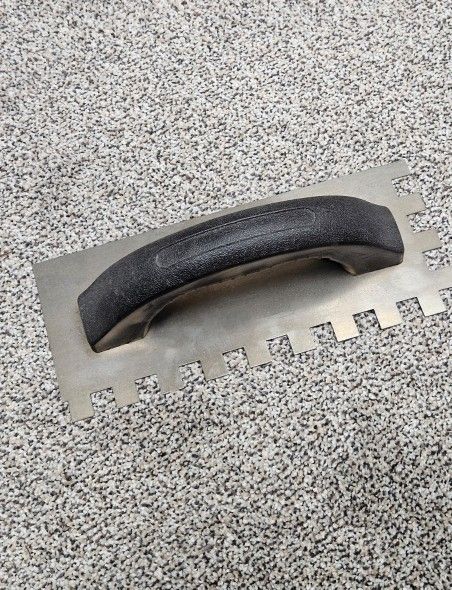 Engineered Wood Adhesive Trowel