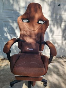 Gaming chair $20