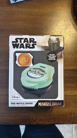 Star Wars The Mandalorian mini waffle maker