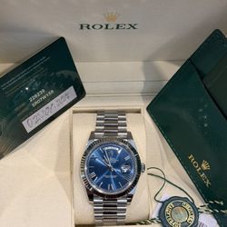 Rolex Day-Date 40mm President Blue Roman Dial