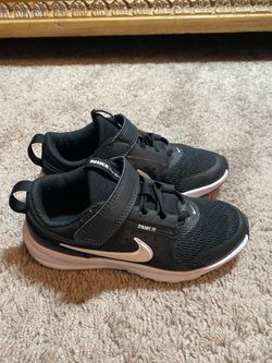 Nike Star Runner Dynamic Fit Kids Sneakers size 12C