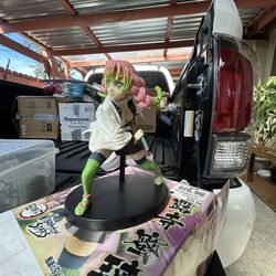 Mitsuri demon slayer figure