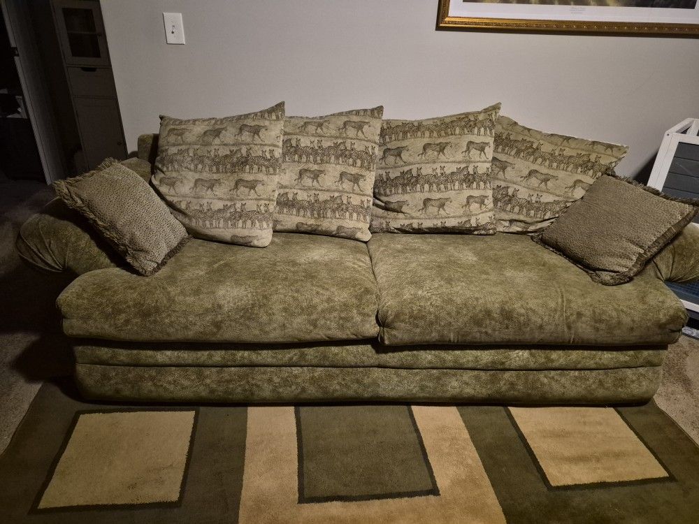Sofa And Chaise 
