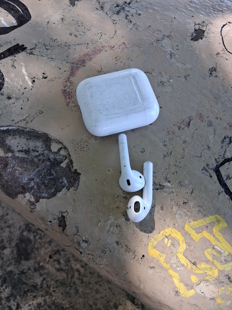 Apple Air Pods For $100