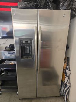 GE REFRIGERATOR