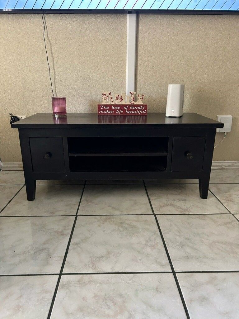 Small TV Stand