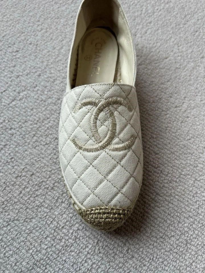 Chanel Limited Edition White Espadrilles Size 39