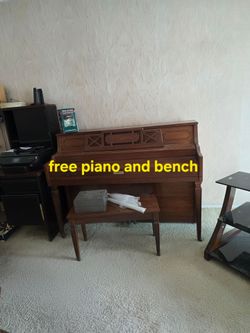 Free piano