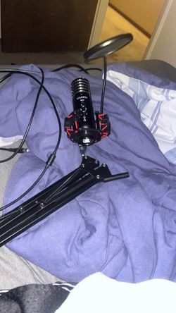 Microphone with stand