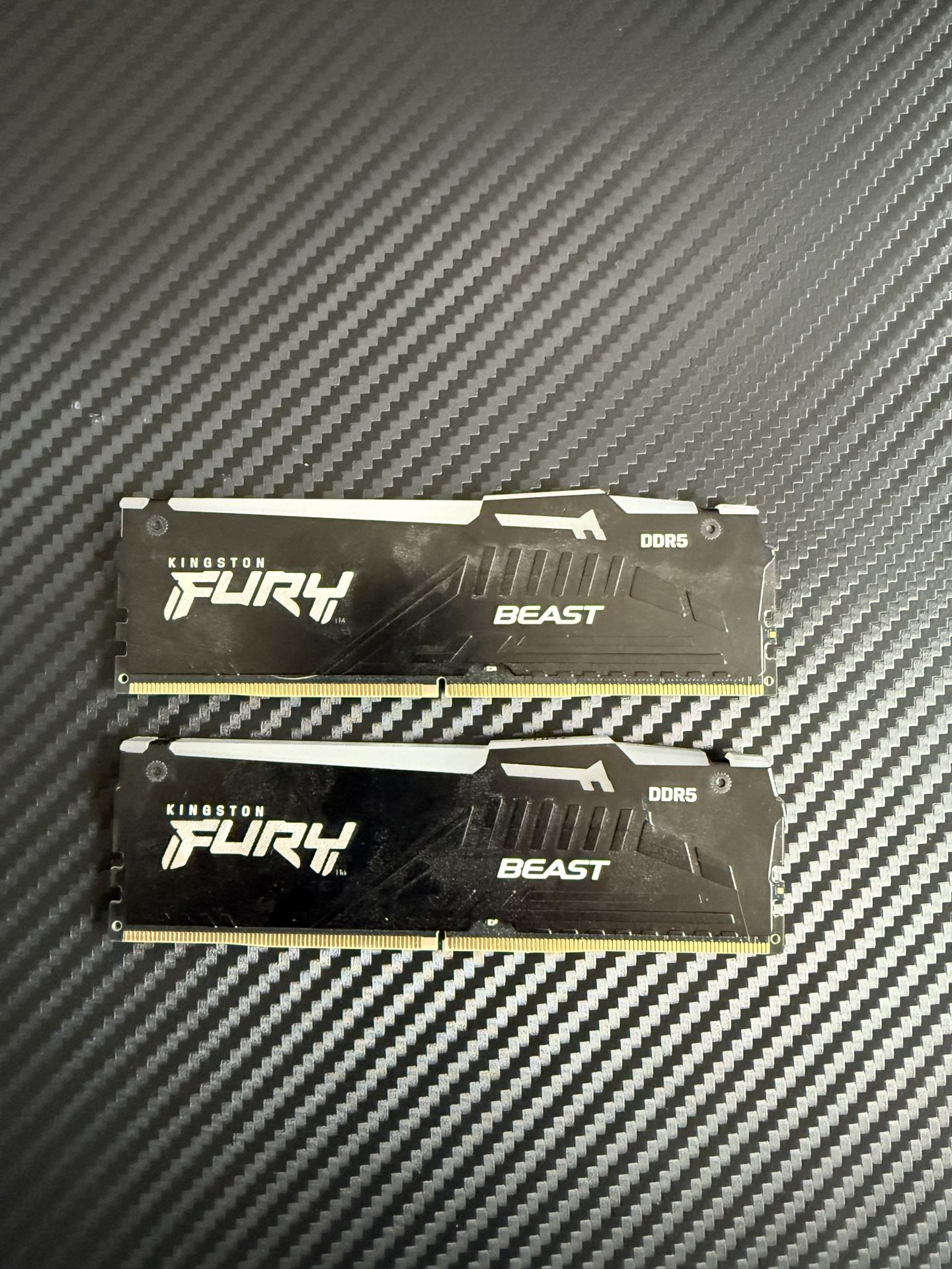 Kingston FURY Beast RGB 16GB (2X8GB)4800MT/s DDR5 DIMM Desktop Memory (Kit of 2)