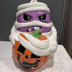 Vintage Halloween Ceramic Mummy Holding A Pumpkin Cookie Jar 