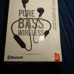 JBL Wireless in-ear headphones
Bluetooth