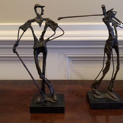 Pair, Golfer Statues