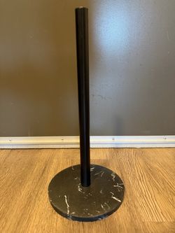 Paper towel holder