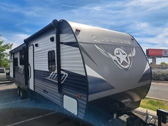 2019 CrossRoads Longhorn 34 foot travel trailer, Model 333DB