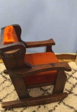 ANTIQUE - MC HANDMADE RUSTIC KID ROCKING CHAIR 