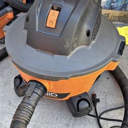 Ridgid 6 gallon wet dry vacuum