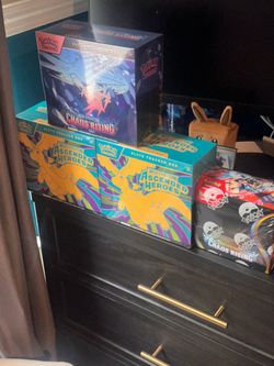 Pokemon ETBS & Booster Box