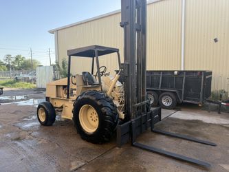 Ingersollrand 8000lb Rough Terrain Forklift