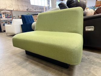 NAUGHTONE Modern Apple Green Woven Wide Back Modular Accent Chair with Flared Seat