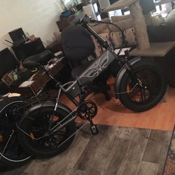 Best Folding Ebike For The Money Period!!!  Best Built And Beautiful!!! 28/30 Mph And 75 Mile Max Range Absolutely Awesome and Best Engineered! I