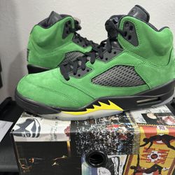 Air Jordan Retro SE Oregon 