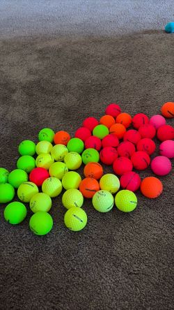 57 5A Callaway Colored Golf Balls