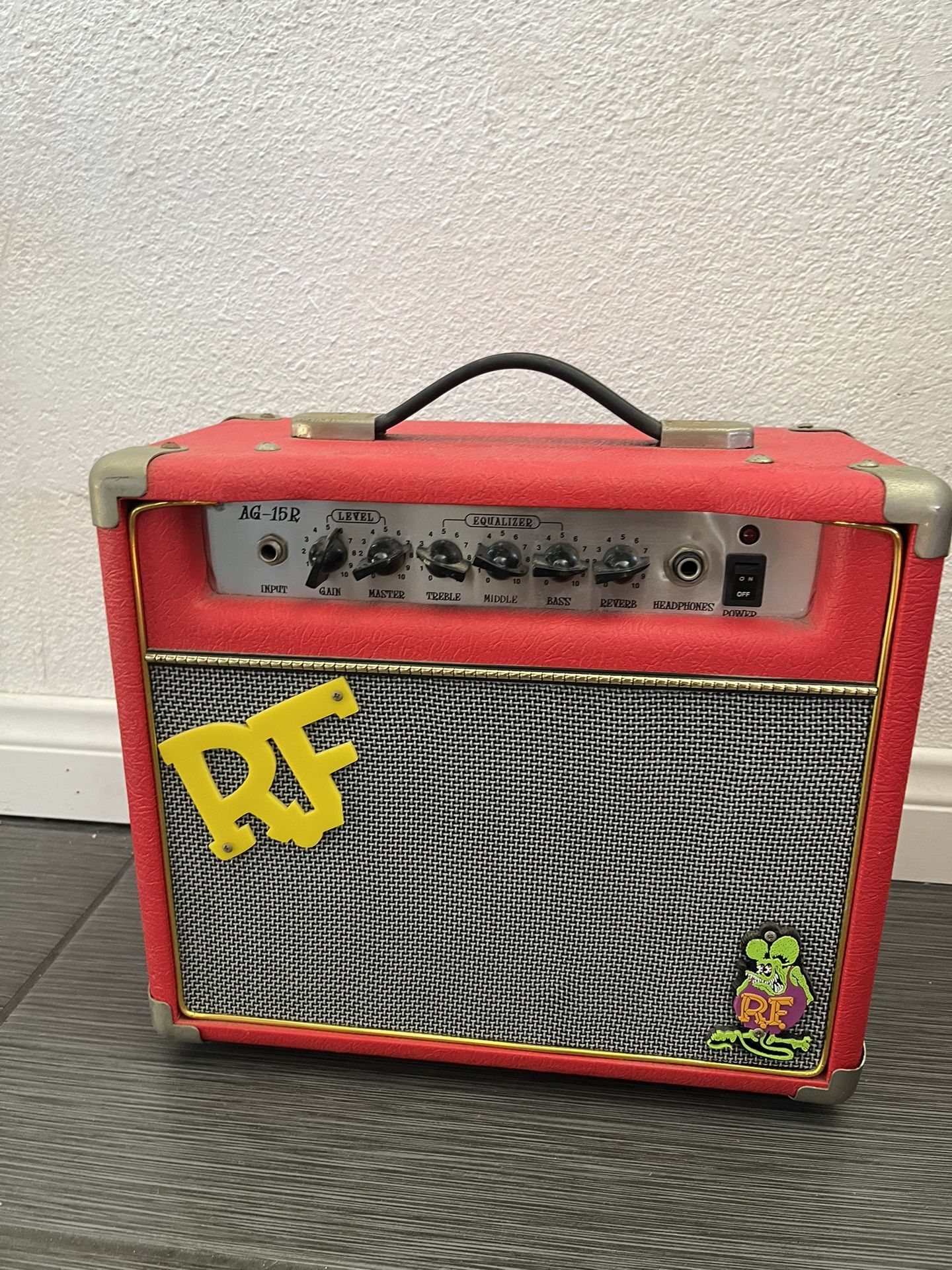 RAT FINK AG15R Lace Music Electric Guitar Amp Ed Roth Red AC100V for