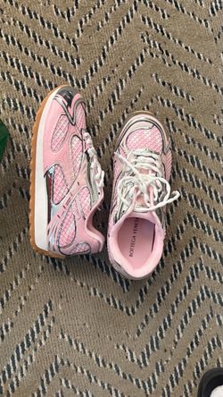 Pink Bottagas